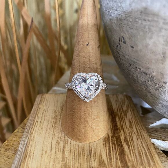 Sterling Silver Heart CZ Ring Size 8 - Picture 8 of 8